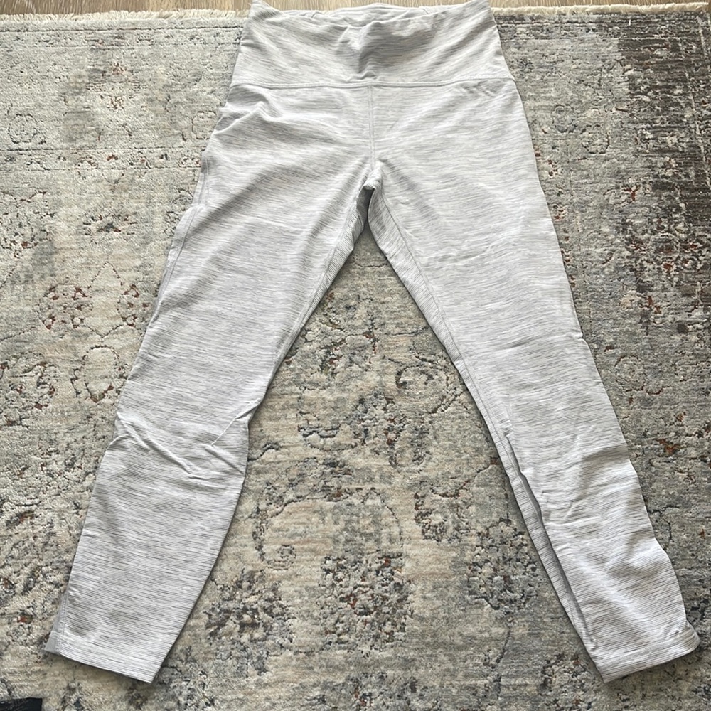 Lululemon grey tights size 8